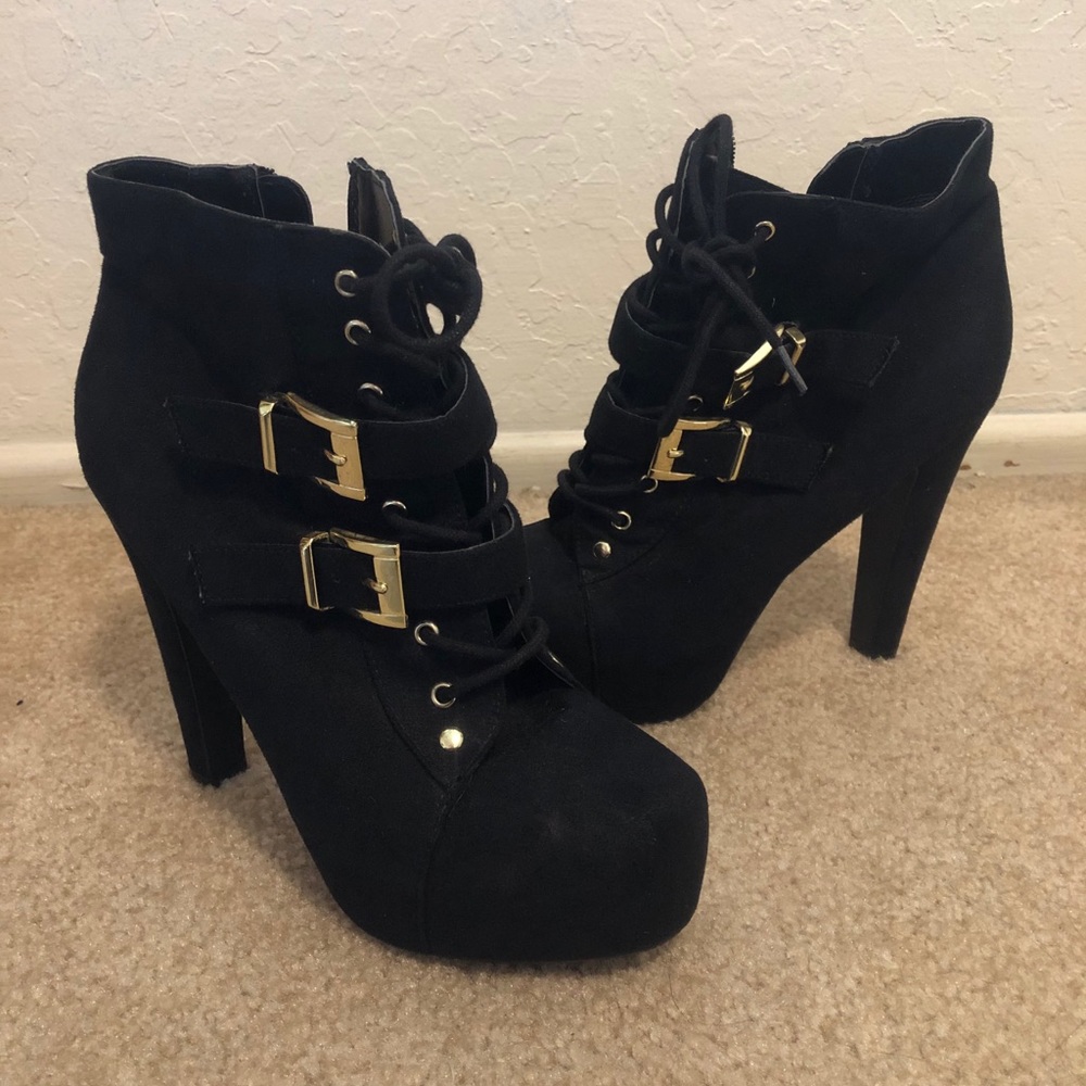 Black booties size 8.5